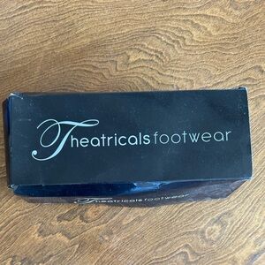 Jazz Dance Shoes, kids size 6, BNWT, Theatricals Footwear